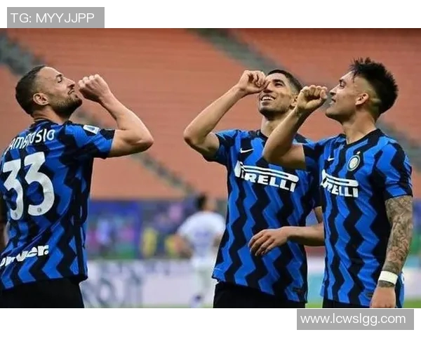 中国足球明星的崛起与发展历程及其在国际舞台上的影响力分析